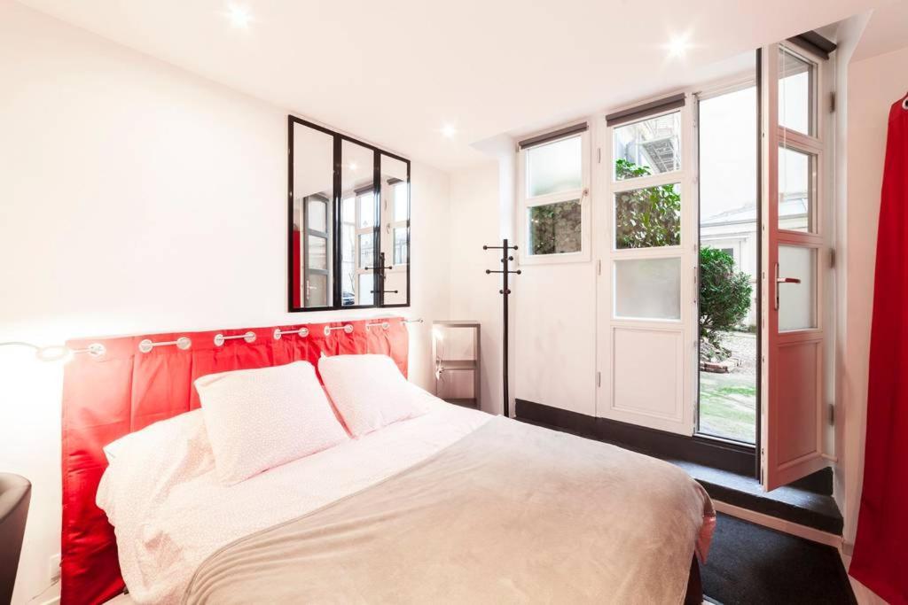 Le Studio De La Place Saint-Jean Du Vieux Lyon Ail Экстерьер фото